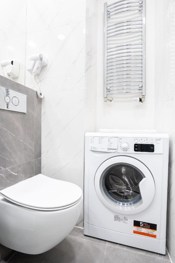 Apartament Mennica Residence - Chic Apartments ワルシャワ エクステリア 写真