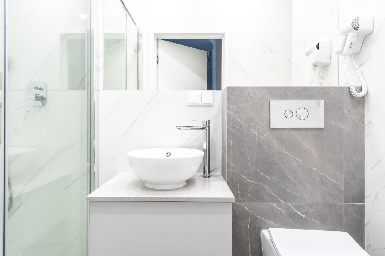 Apartament Mennica Residence - Chic Apartments ワルシャワ エクステリア 写真