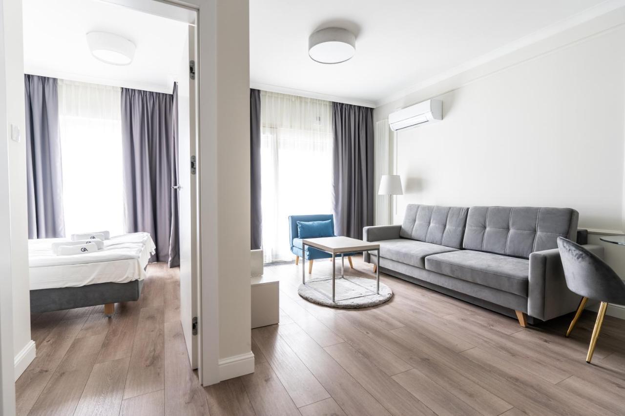 Apartament Mennica Residence - Chic Apartments ワルシャワ エクステリア 写真